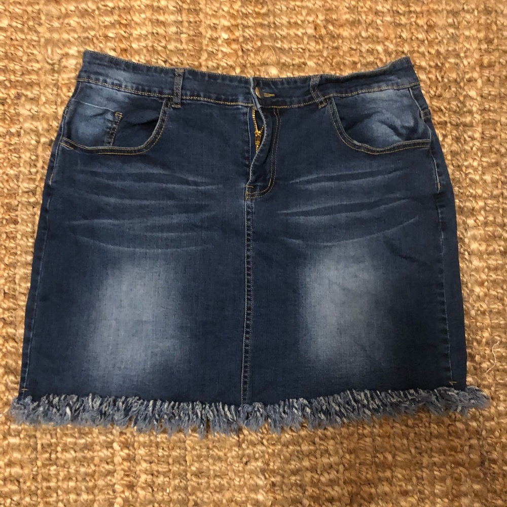 Fringe Bottom Denim Skirt